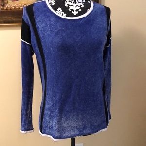 Kokun Bamboo and cashmere multi block colored lightweight long sleeved top